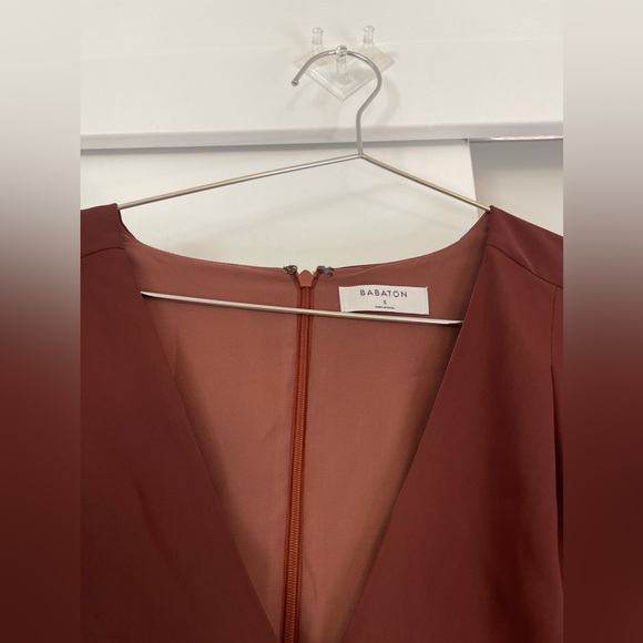 Aritzia Babaton Bello Work Long Sleeve Blouse Top Shirt Size Small - Picture 5 of 9